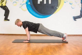 FIT - Übungen - Shooting 2-3.jpg